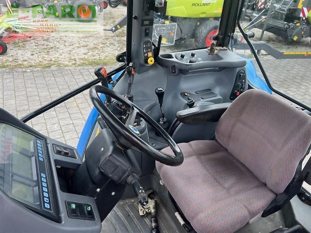 Traktor New Holland ts 90: 8 kép.