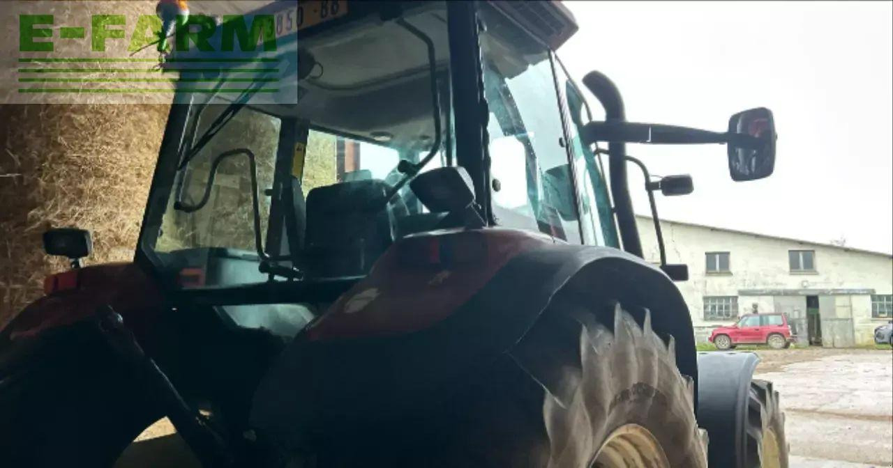 New Holland ts110 - Traktor: 4 kép. New Holland ts110 - Traktor: 4 kép.