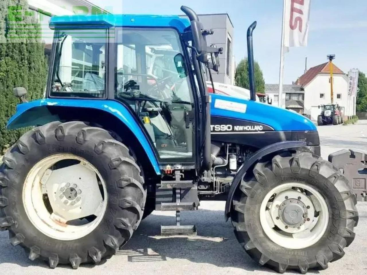 New Holland ts90 - Traktor: 4 kép. New Holland ts90 - Traktor: 4 kép.