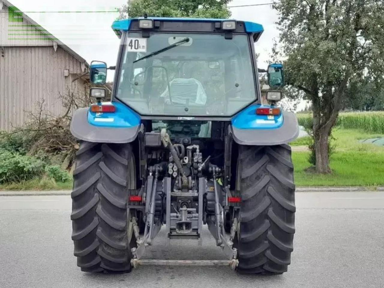 New Holland ts90 - Traktor: 4 kép. New Holland ts90 - Traktor: 4 kép.