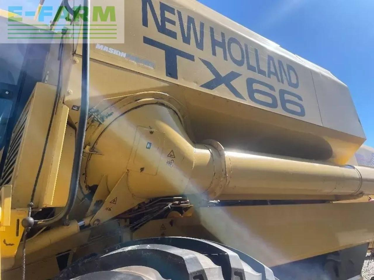 Kombájn New Holland tx 66: 11 kép.