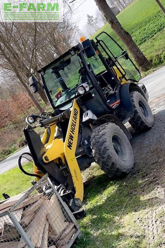 New Holland w50c - Minikotró: 1 kép. New Holland w50c - Minikotró: 1 kép.