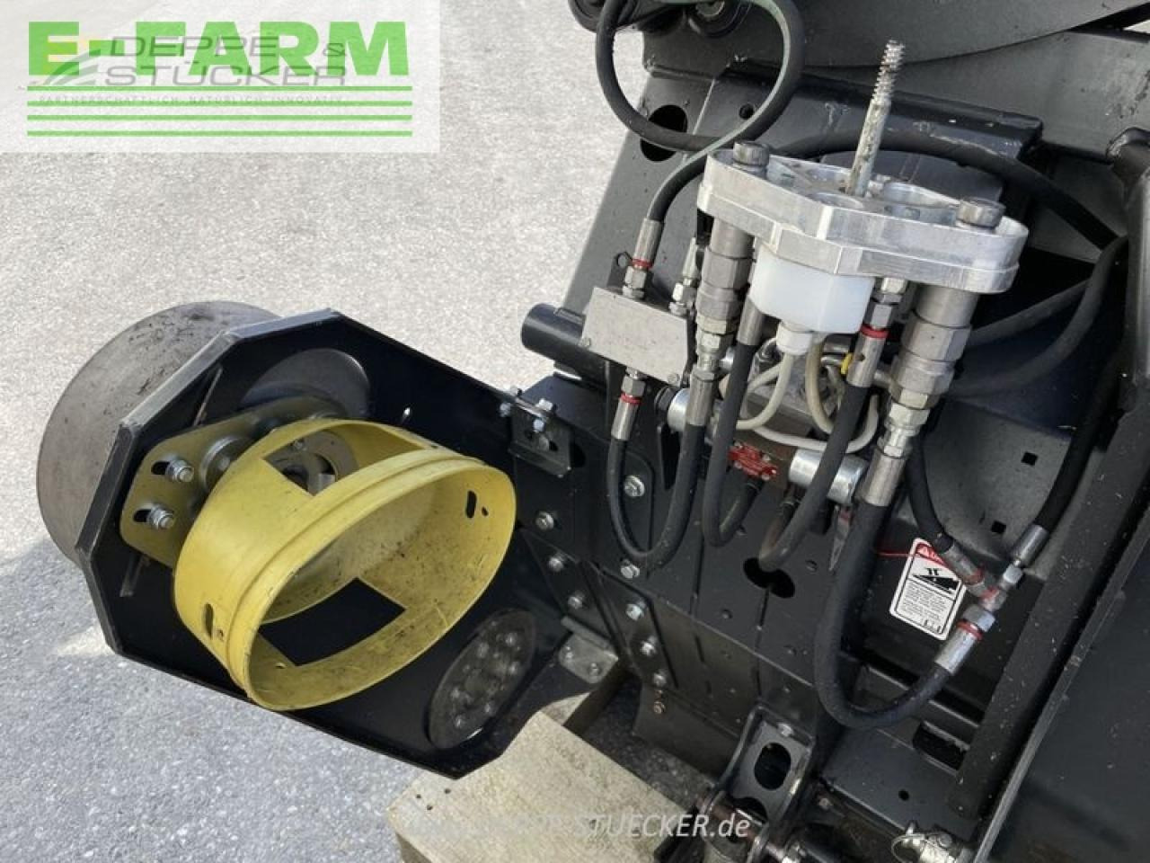 Olimac drago gt 8-75 - Takarmánybetakarító gép: 2 kép. Olimac drago gt 8-75 - Takarmánybetakarító gép: 2 kép.