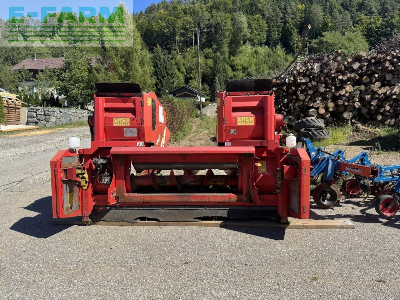 Olimac olimac drago sr6tr - Takarmánybetakarító gép: 1 kép. Olimac olimac drago sr6tr - Takarmánybetakarító gép: 1 kép.