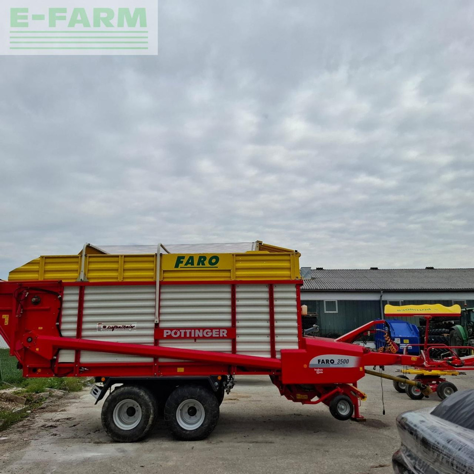 Pöttinger Silierwagen /Faro 3500D - Mezőgazdasági billenőpótkocsi: 4 kép. Pöttinger Silierwagen /Faro 3500D - Mezőgazdasági billenőpótkocsi: 4 kép.