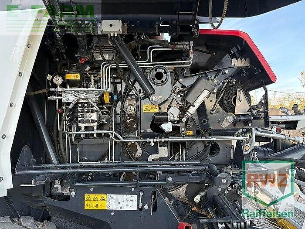 Kocka bálázó Pöttinger impress 3190 v pro: 6 kép. Kocka bálázó Pöttinger impress 3190 v pro: 6 kép.