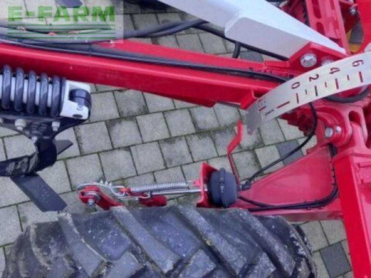 Pöttinger pöttinger terria 4040 - Kultivátor: 4 kép. Pöttinger pöttinger terria 4040 - Kultivátor: 4 kép.