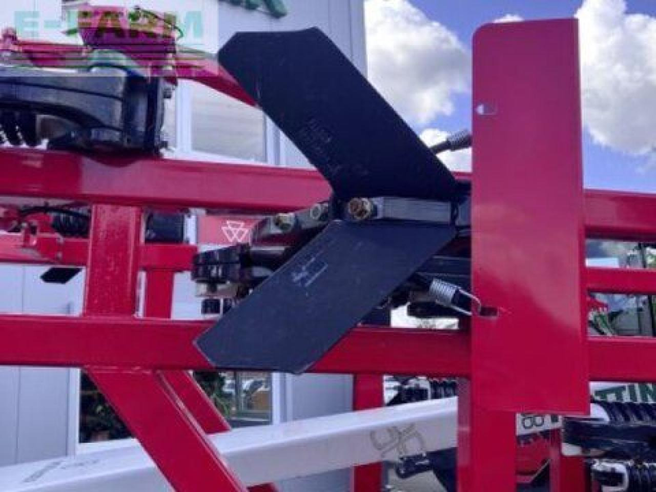 Pöttinger pöttinger terria 4040 - Kultivátor: 5 kép. Pöttinger pöttinger terria 4040 - Kultivátor: 5 kép.