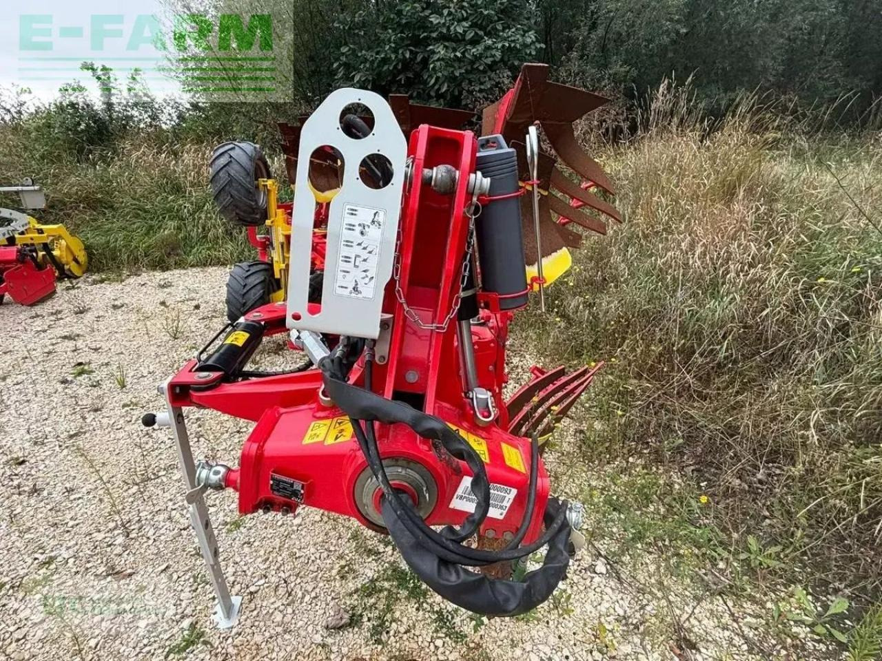 Pöttinger servo 3000 plus - Eke: 4 kép. Pöttinger servo 3000 plus - Eke: 4 kép.