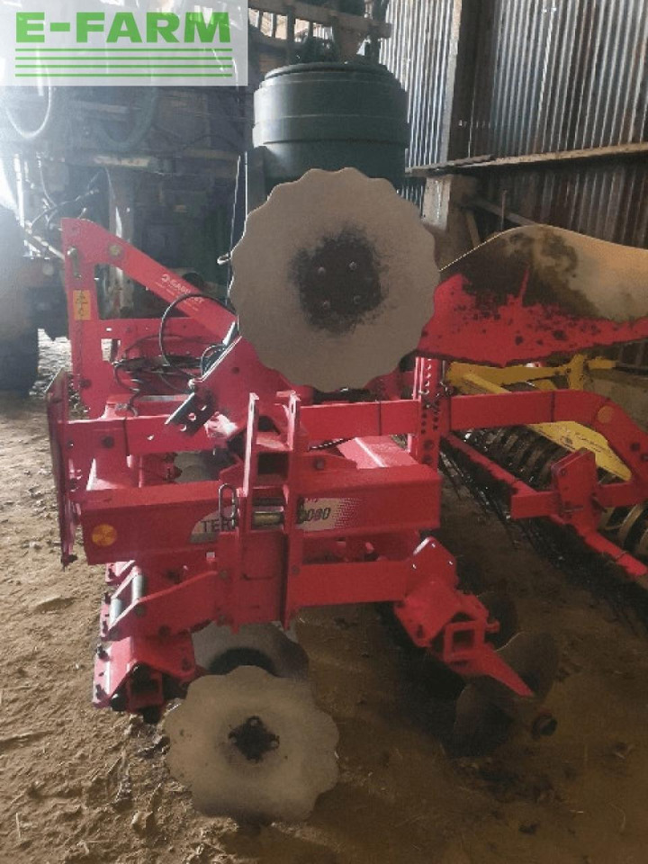 Pöttinger terradisc 3000 - Kultivátor: 3 kép. Pöttinger terradisc 3000 - Kultivátor: 3 kép.