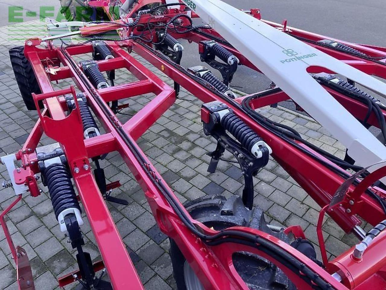 Pöttinger terria 4040 - Kultivátor: 3 kép. Pöttinger terria 4040 - Kultivátor: 3 kép.