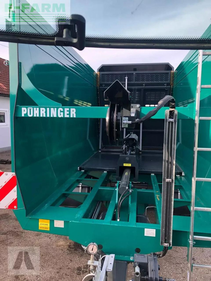 Pühringer 6023 amt - Mezőgazdasági billenőpótkocsi: 2 kép. Pühringer 6023 amt - Mezőgazdasági billenőpótkocsi: 2 kép.