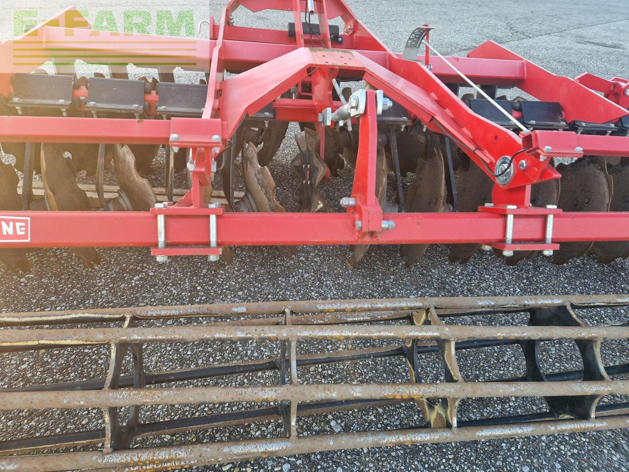 Tárcsás borona Quivogne Diskator 300: 9 kép.