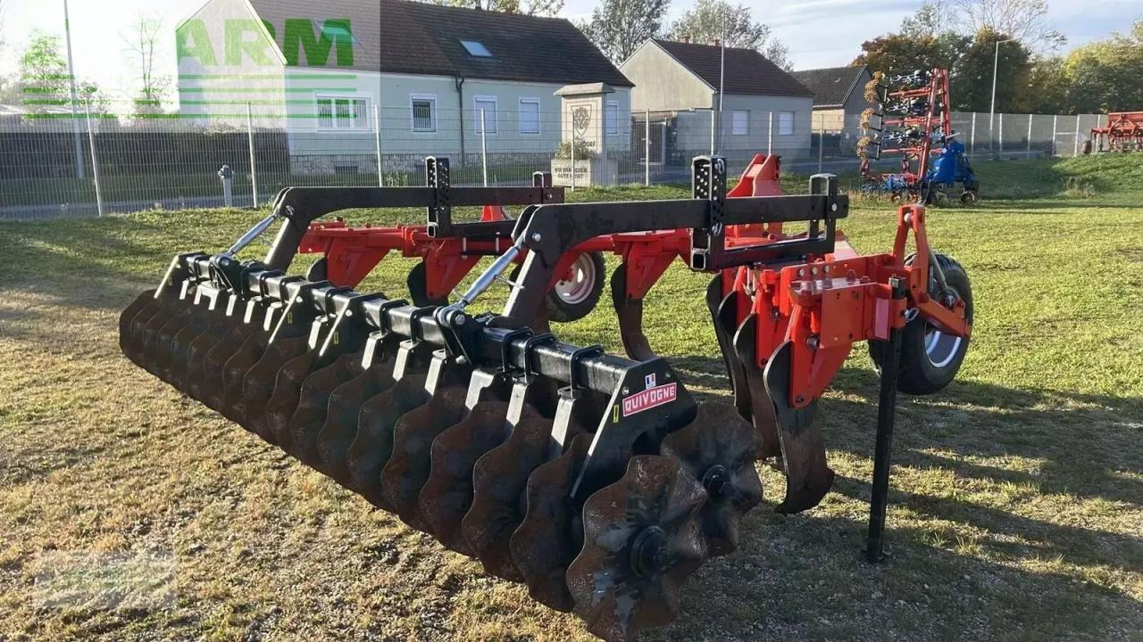 Quivogne SS08 - Kultivátor: 2 kép. Quivogne SS08 - Kultivátor: 2 kép.