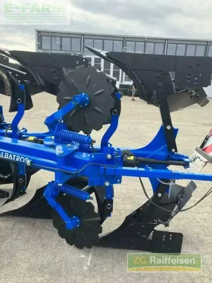 Eke Rabe super-albatros vha 140m: 8 kép.