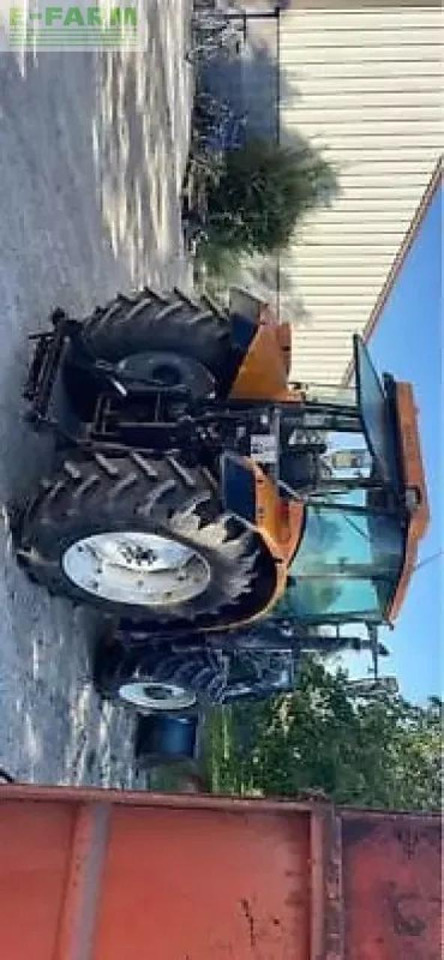 Renault ares 550 rz - Traktor: 4 kép. Renault ares 550 rz - Traktor: 4 kép.