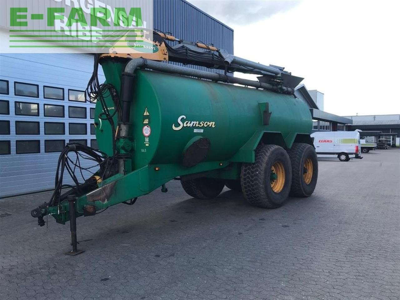 Szippantó tartálykocsi Samson pg 20: 7 kép. Szippantó tartálykocsi Samson pg 20: 7 kép.