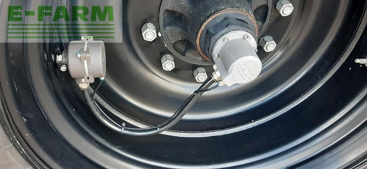 Samson pg ii 18 pte slurry master 8000 - Műtrágyaszóró gép: 2 kép. Samson pg ii 18 pte slurry master 8000 - Műtrágyaszóró gép: 2 kép.