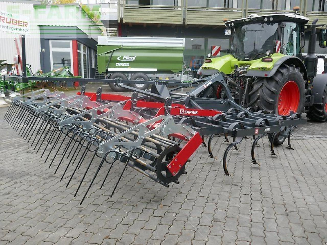 Saphir großfederzinkenegge allstar longline 501 - eingesetzt - Kultivátor: 5 kép. Saphir großfederzinkenegge allstar longline 501 - eingesetzt - Kultivátor: 5 kép.