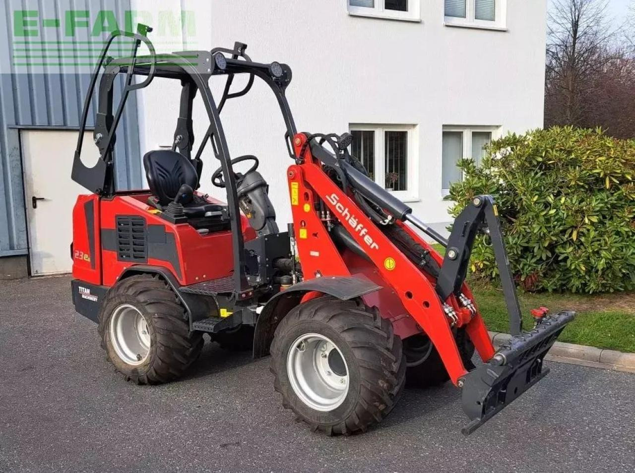 Schäffer 23 e - Minikotró: 1 kép. Schäffer 23 e - Minikotró: 1 kép.