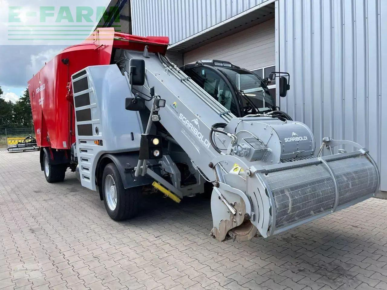 Sgariboldi grizzly 7122/2 - Állattartás gépei: 2 kép. Sgariboldi grizzly 7122/2 - Állattartás gépei: 2 kép.