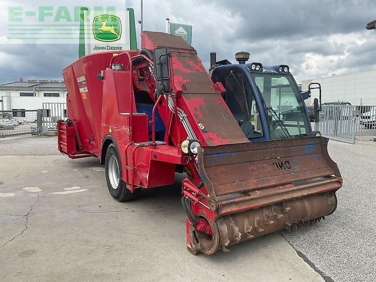 Siloking 16 m³ selbstfahrer - Állattartás gépei: 2 kép. Siloking 16 m³ selbstfahrer - Állattartás gépei: 2 kép.