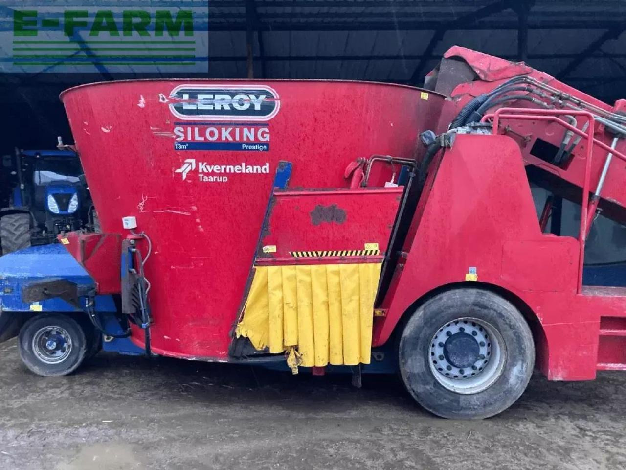 Siloking automotrice taarup - Állattartás gépei: 2 kép. Siloking automotrice taarup - Állattartás gépei: 2 kép.