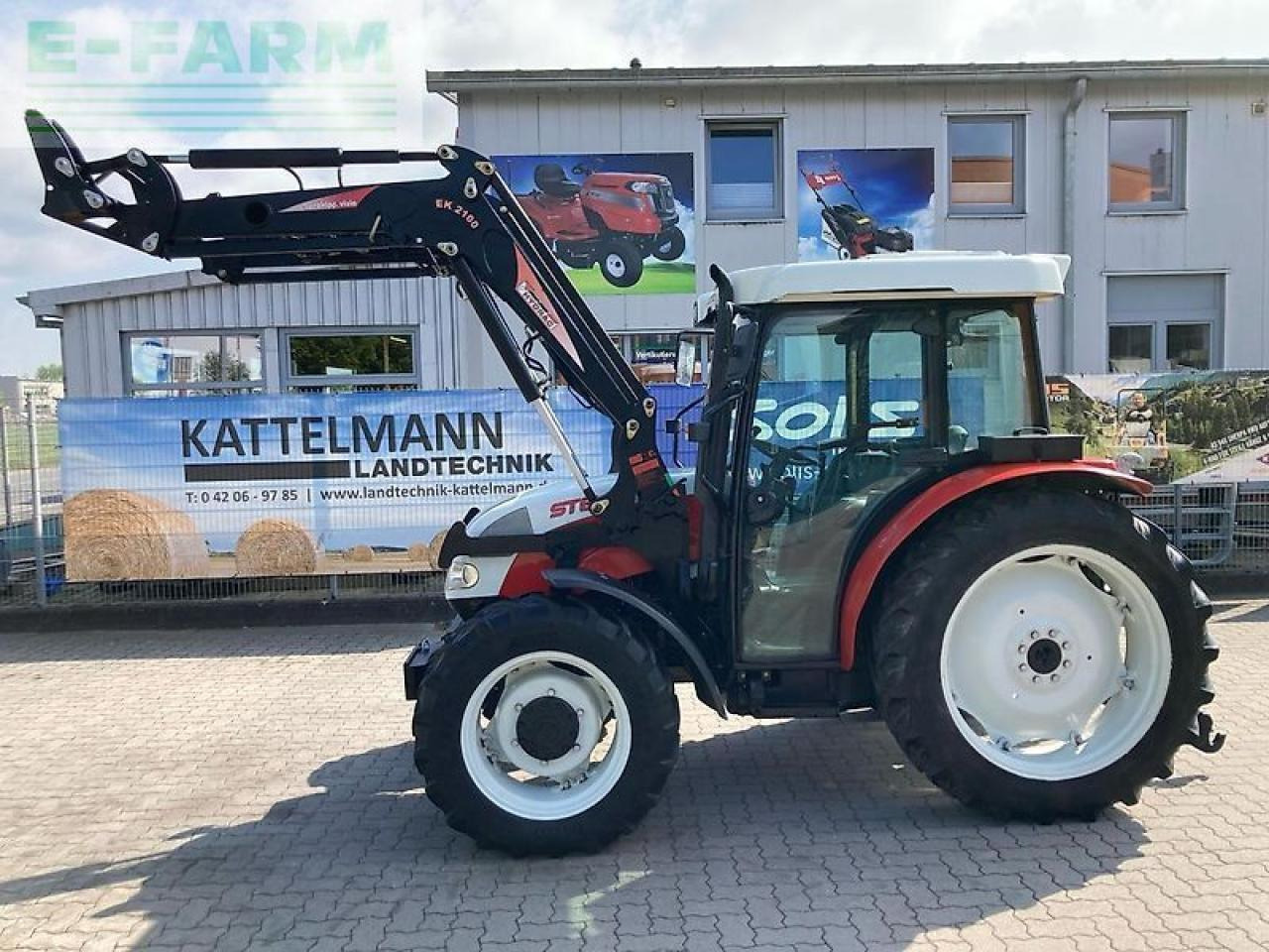Steyr 370 kompakt - Traktor: 2 kép. Steyr 370 kompakt - Traktor: 2 kép.
