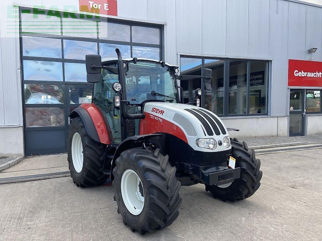 Steyr 4075 kompakt - Traktor: 3 kép. Steyr 4075 kompakt - Traktor: 3 kép.