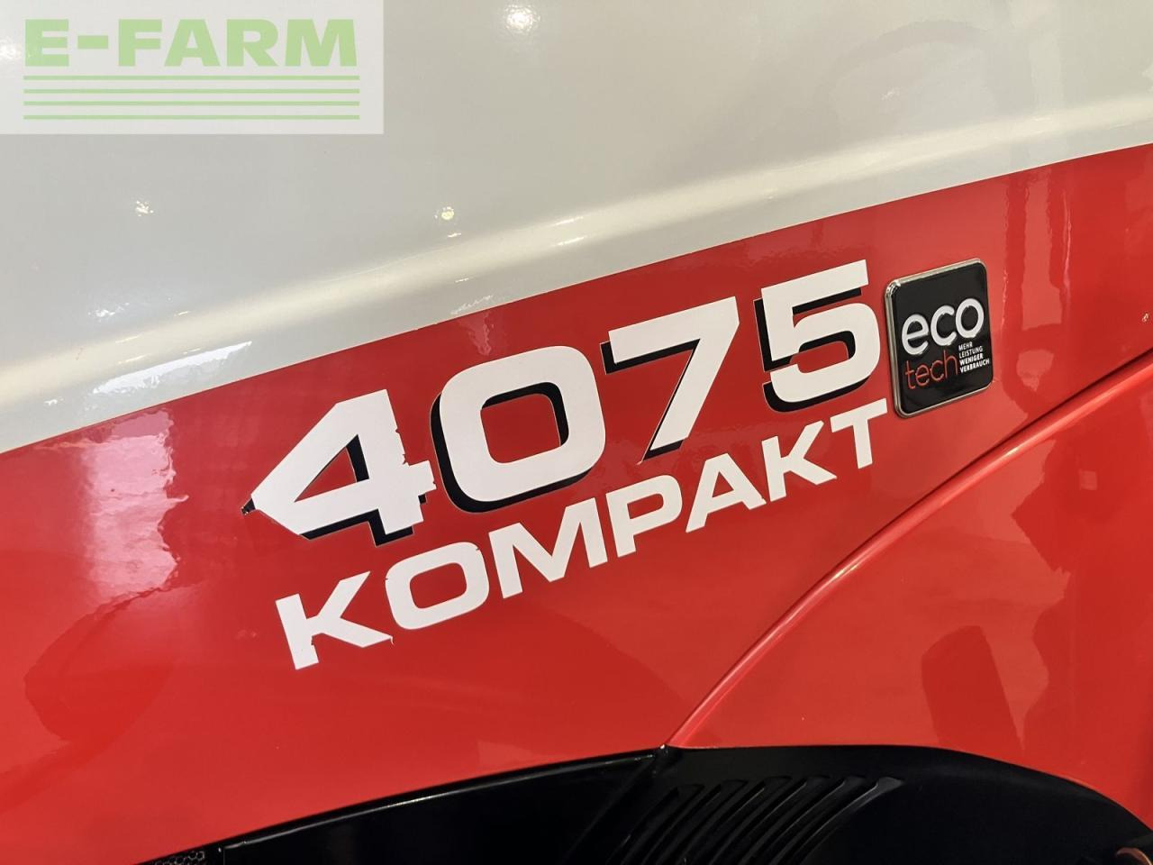 Steyr 4075 kompakt et profi - Traktor: 5 kép. Steyr 4075 kompakt et profi - Traktor: 5 kép.