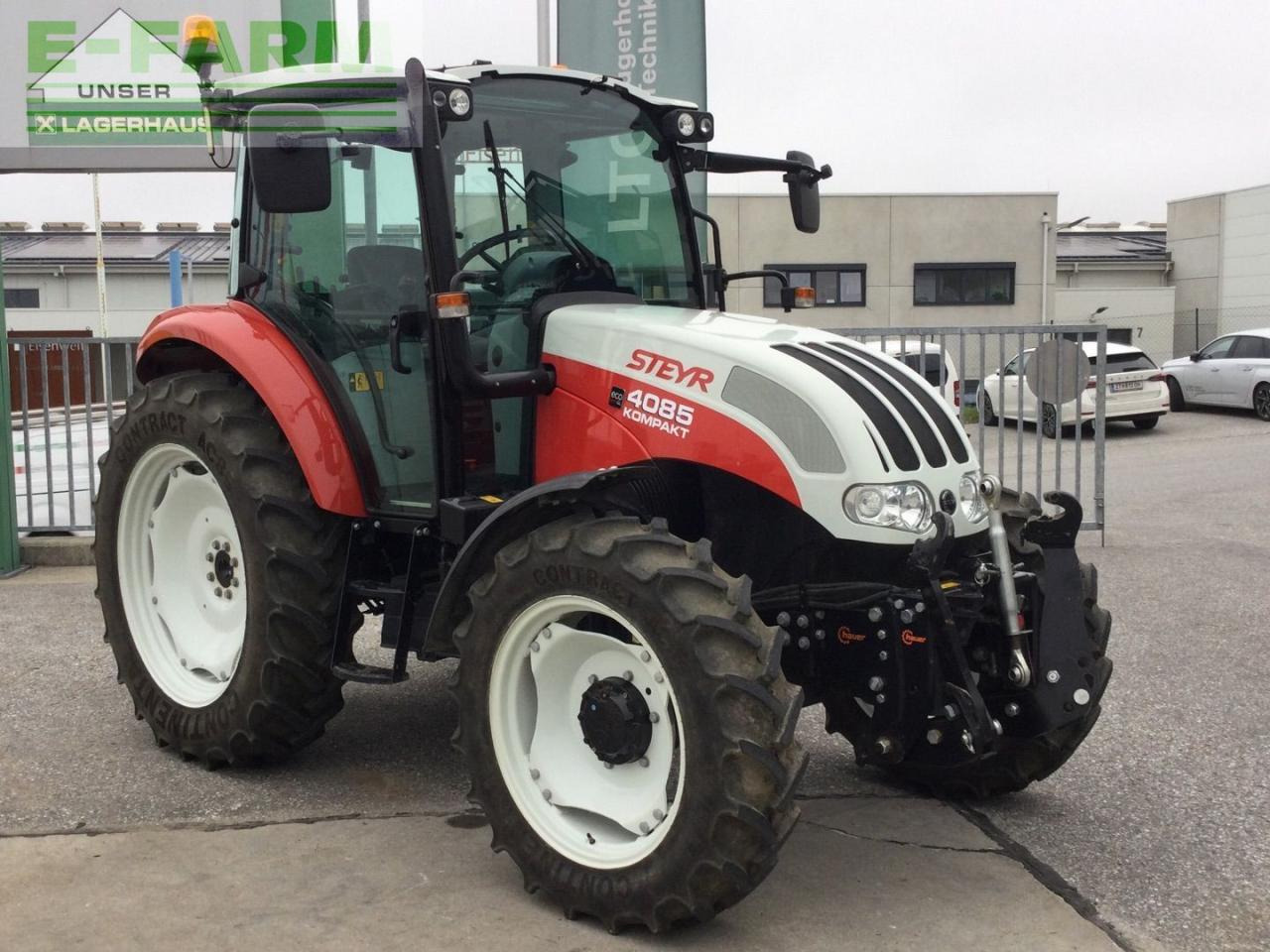 Steyr 4085 Kompakt - Traktor: 4 kép. Steyr 4085 Kompakt - Traktor: 4 kép.