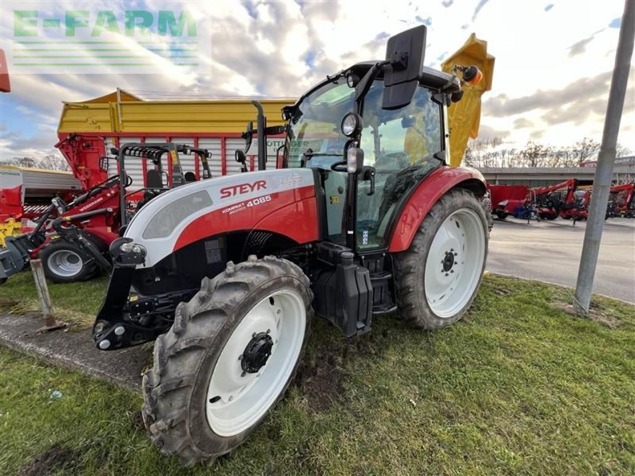 Steyr 4085 kompakt et profi - Traktor: 1 kép. Steyr 4085 kompakt et profi - Traktor: 1 kép.