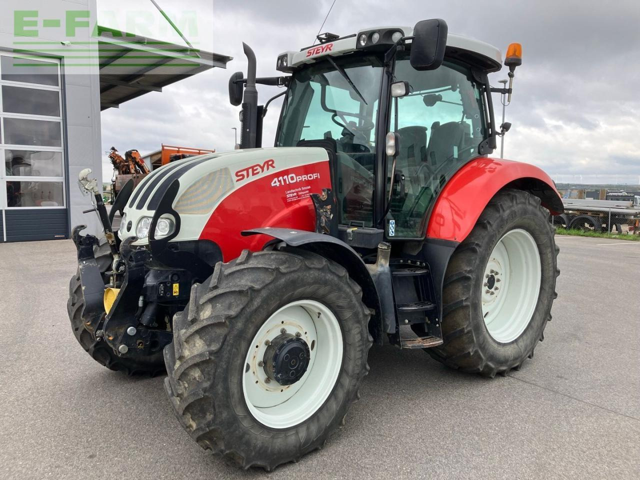 Steyr 4110 Profi - Traktor: 1 kép. Steyr 4110 Profi - Traktor: 1 kép.