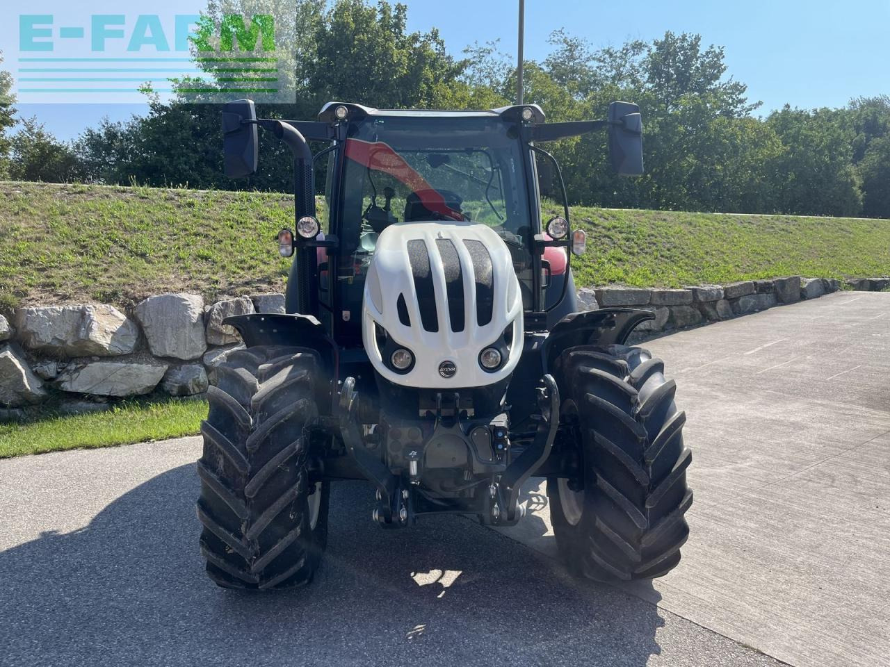 Steyr 4130 expert cvt CVT - Traktor: 2 kép. Steyr 4130 expert cvt CVT - Traktor: 2 kép.