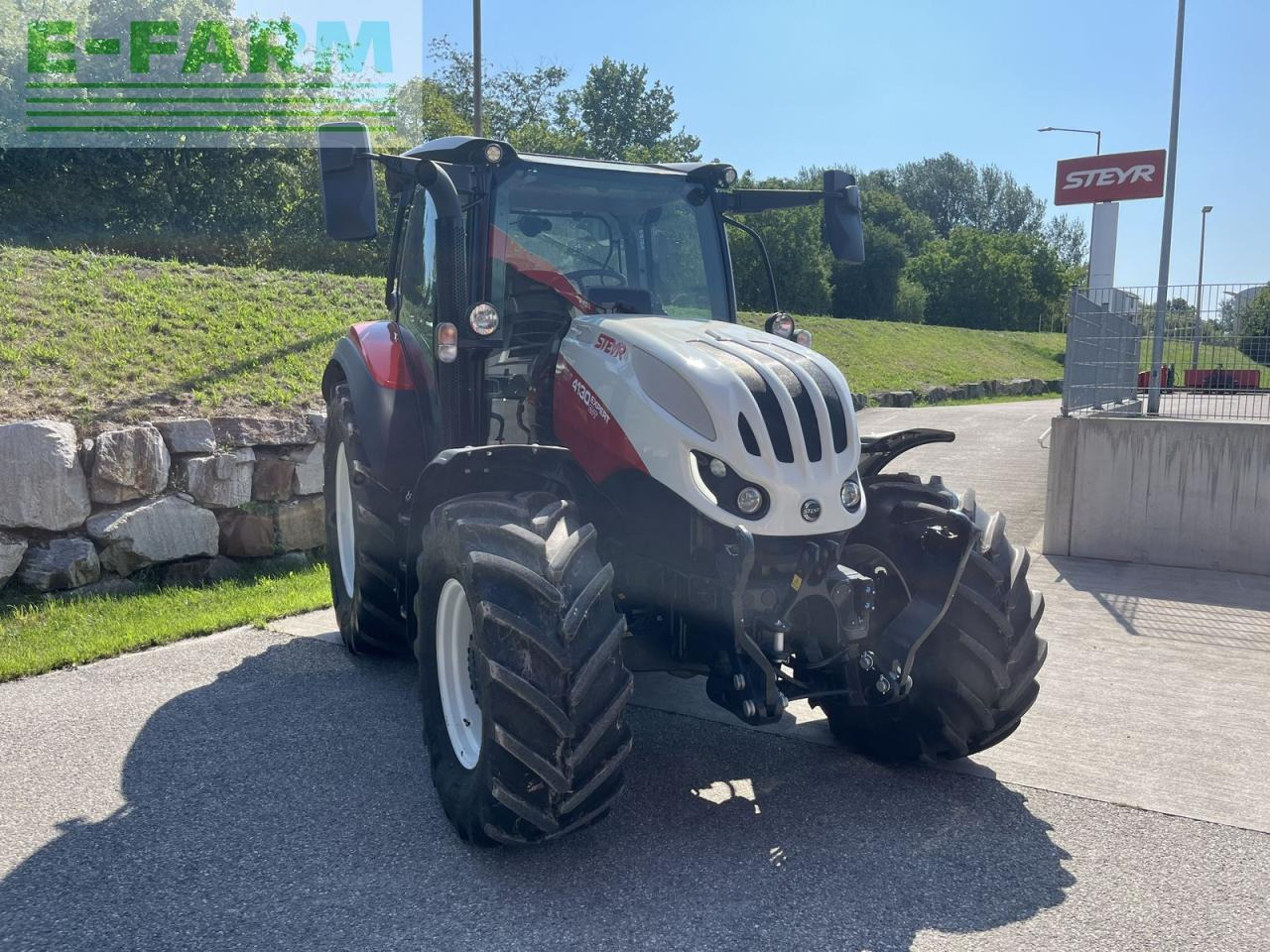 Steyr 4130 expert cvt CVT - Traktor: 3 kép. Steyr 4130 expert cvt CVT - Traktor: 3 kép.