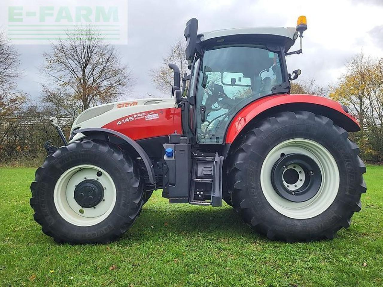 Steyr 4145 cvt ecotech - Traktor: 2 kép. Steyr 4145 cvt ecotech - Traktor: 2 kép.