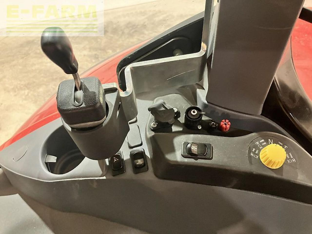 Traktor Steyr 6300 terrus cvt (stage v) CVT: 16 kép.