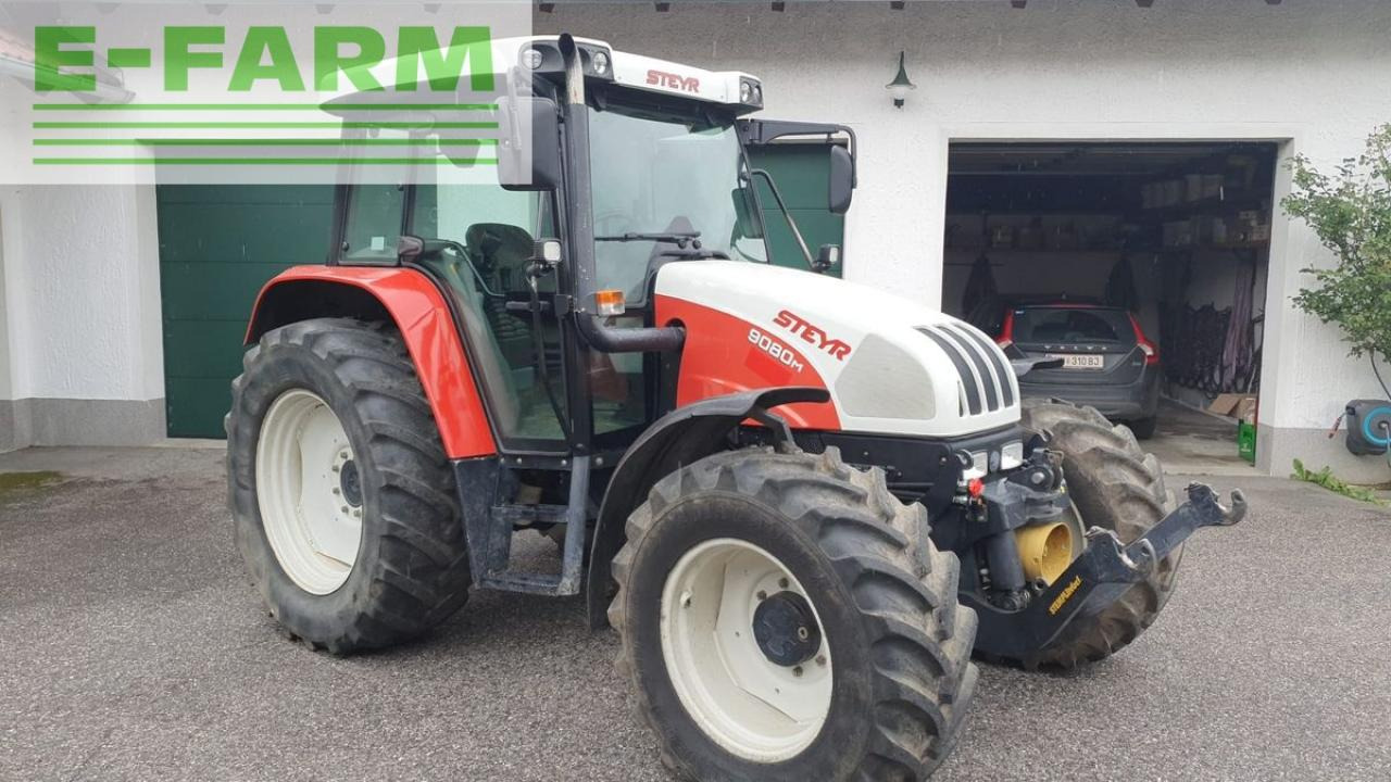 Steyr 9080 m profi - Traktor: 4 kép. Steyr 9080 m profi - Traktor: 4 kép.