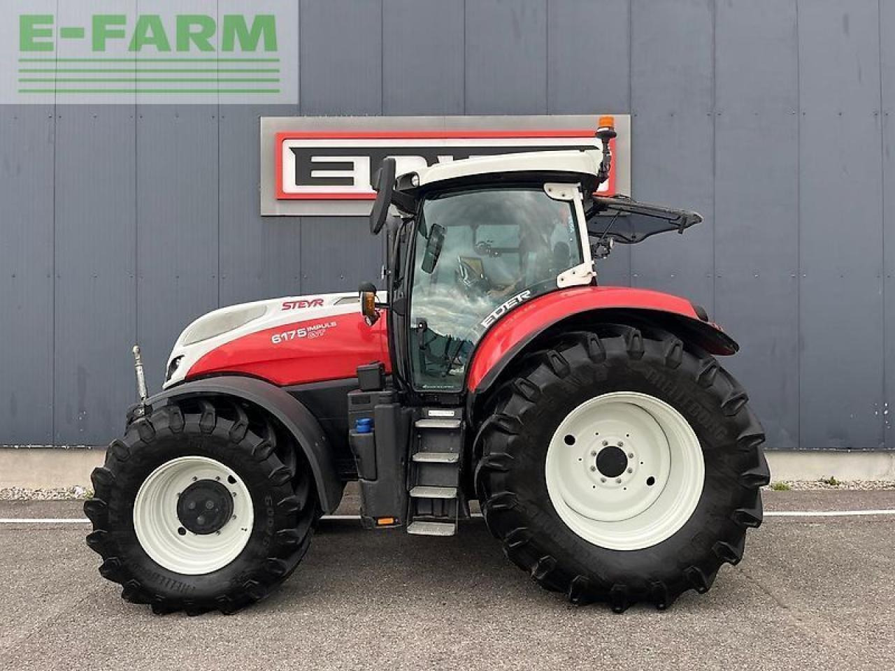 Steyr impuls 6175 cvt CVT - Traktor: 4 kép. Steyr impuls 6175 cvt CVT - Traktor: 4 kép.