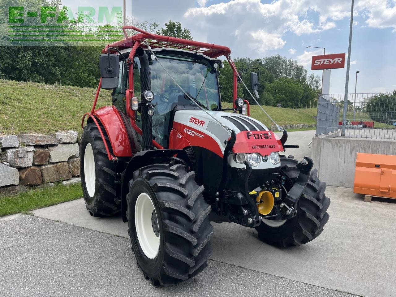 Steyr multi 4120 forst - Traktor: 3 kép. Steyr multi 4120 forst - Traktor: 3 kép.