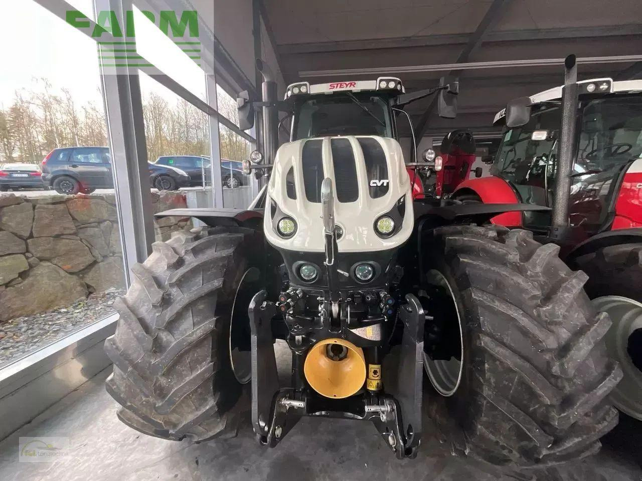 Steyr terrus 6300 cvt CVT - Traktor: 2 kép. Steyr terrus 6300 cvt CVT - Traktor: 2 kép.