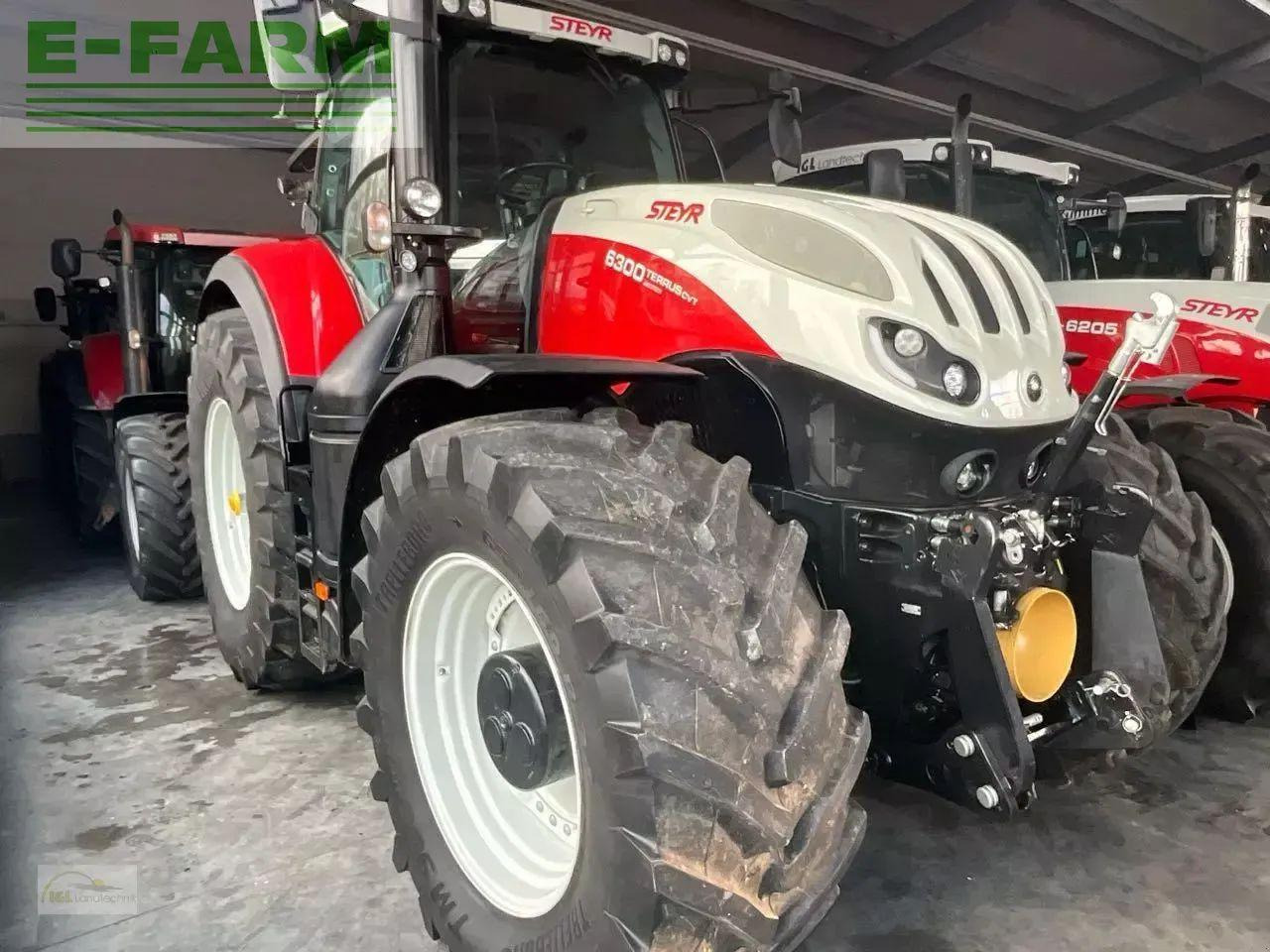Steyr terrus 6300 cvt CVT - Traktor: 1 kép. Steyr terrus 6300 cvt CVT - Traktor: 1 kép.