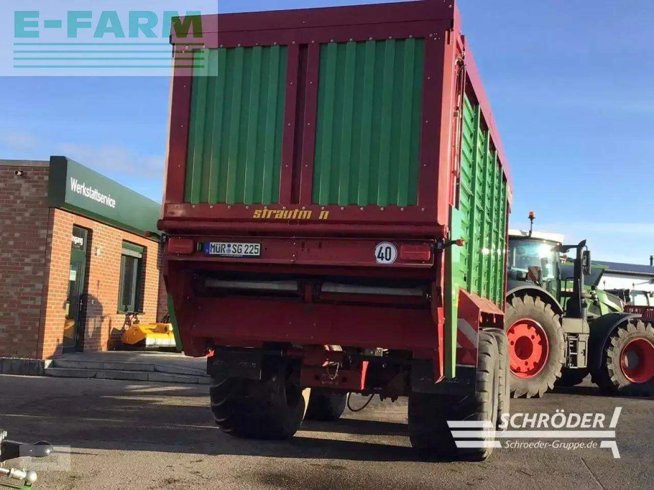 Strautmann giga trailer 460 do - Mezőgazdasági billenőpótkocsi: 5 kép. Strautmann giga trailer 460 do - Mezőgazdasági billenőpótkocsi: 5 kép.