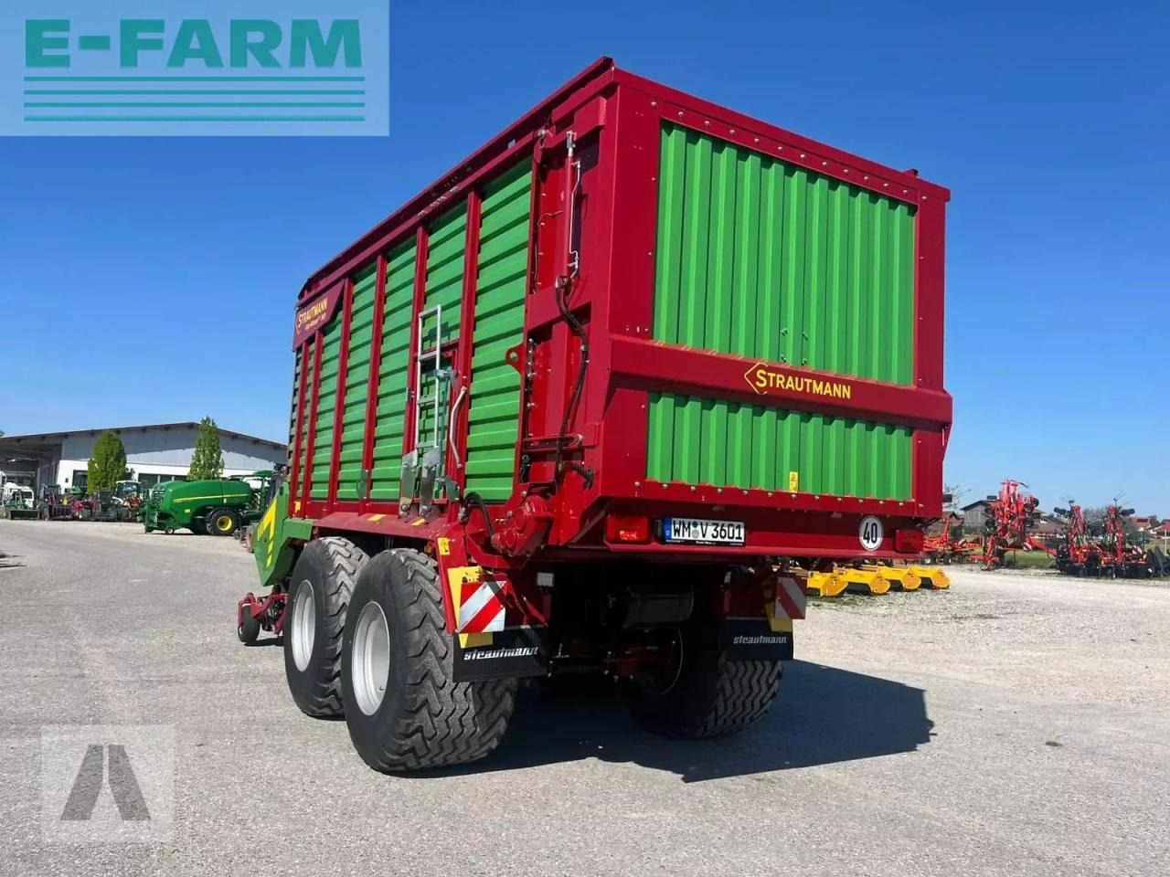 Rendfelszedő Strautmann giga vitesse 3601: 8 kép. Rendfelszedő Strautmann giga vitesse 3601: 8 kép.