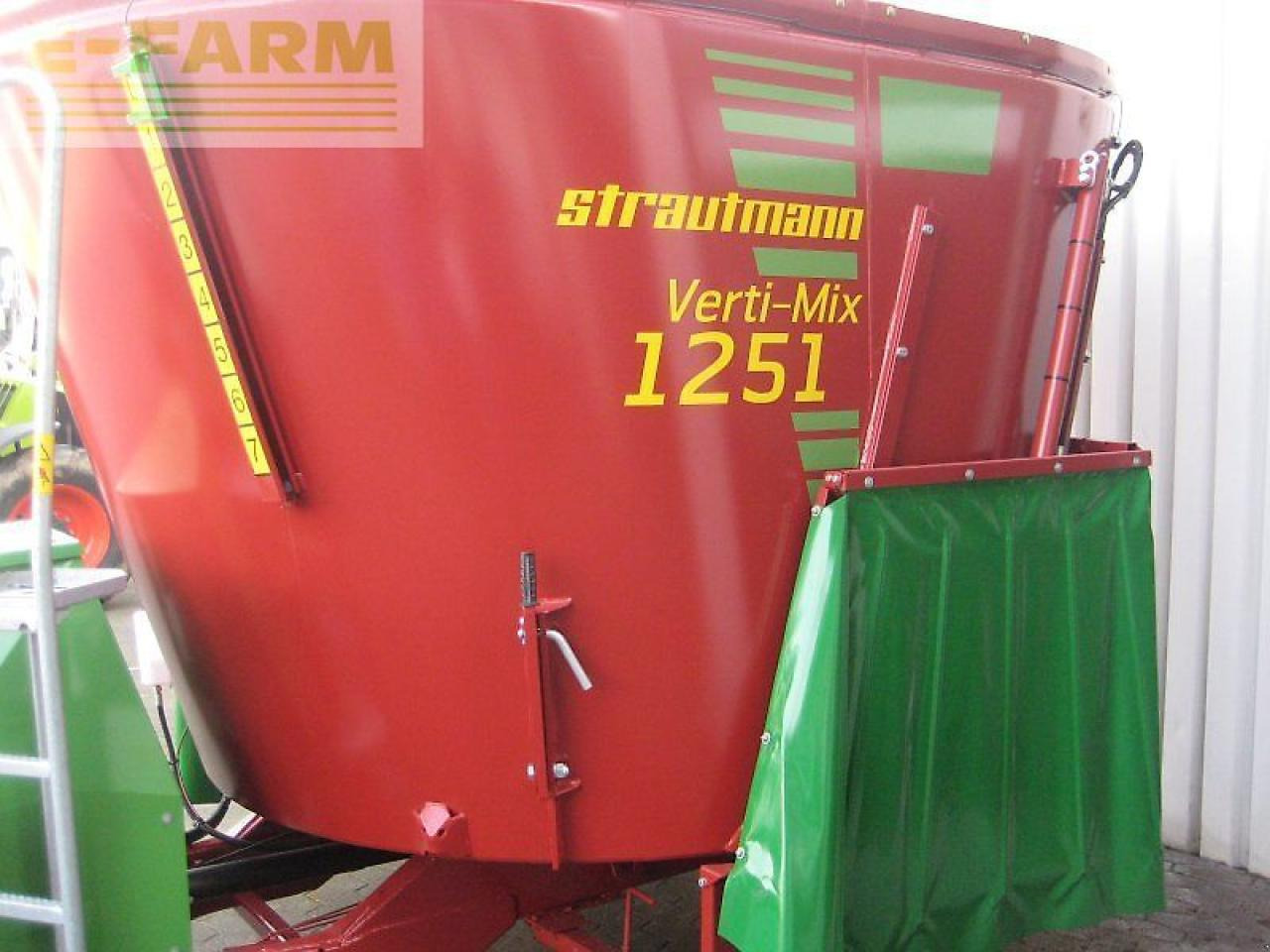 Strautmann verti-mix 1251 - sofort verfügbar! - Silózó berendezések: 4 kép. Strautmann verti-mix 1251 - sofort verfügbar! - Silózó berendezések: 4 kép.