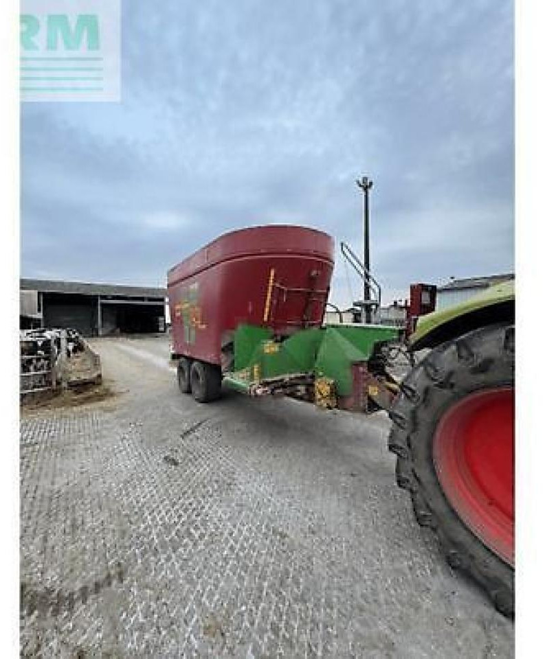 Strautmann verti mix 2401 - Állattartás gépei: 5 kép. Strautmann verti mix 2401 - Állattartás gépei: 5 kép.