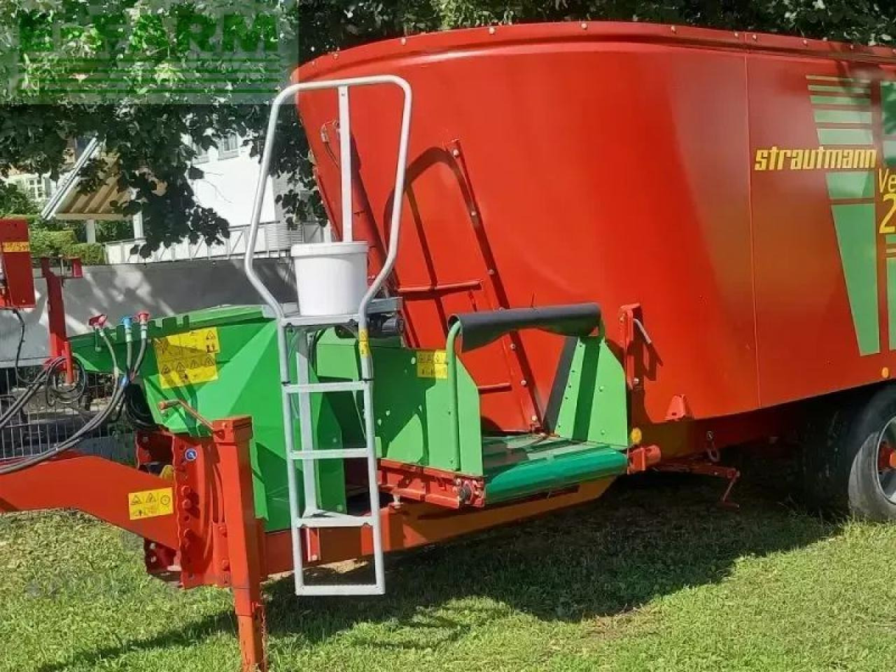 Strautmann verti mix 2401 double - Állattartás gépei: 1 kép. Strautmann verti mix 2401 double - Állattartás gépei: 1 kép.