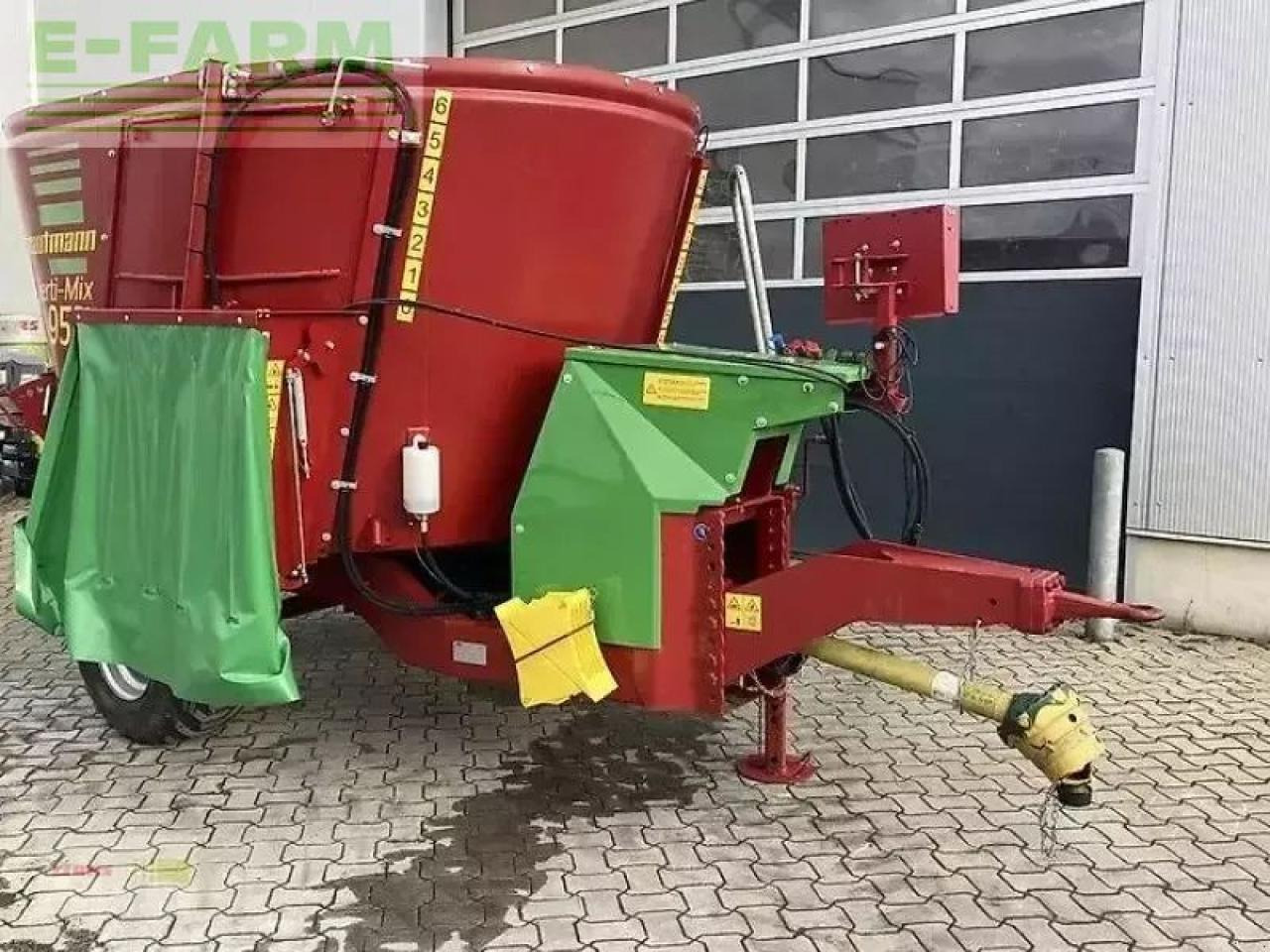 Strautmann verti-mix 951 - Állattartás gépei: 3 kép. Strautmann verti-mix 951 - Állattartás gépei: 3 kép.