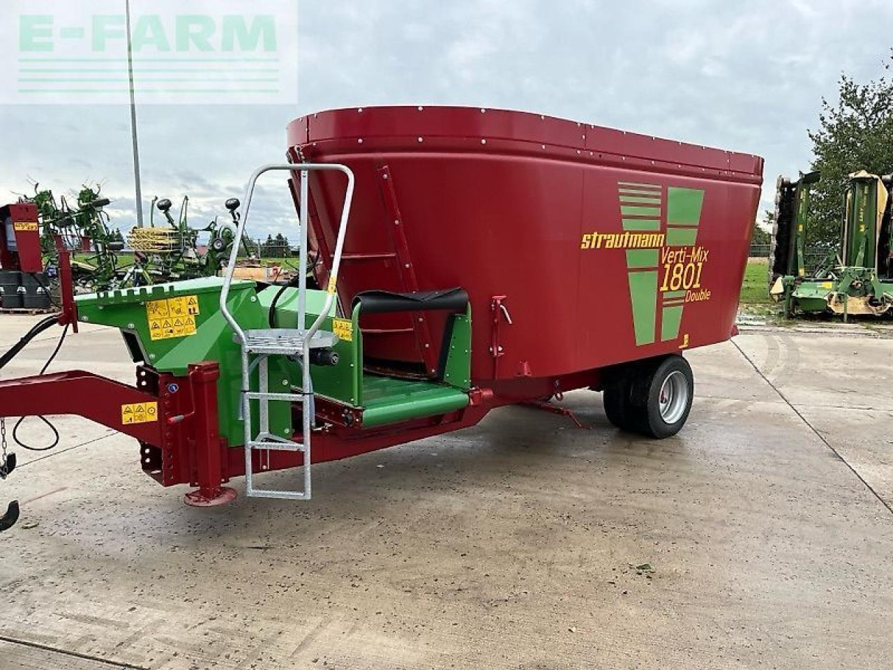 Strautmann vm 1801 d - Állattartás gépei: 1 kép. Strautmann vm 1801 d - Állattartás gépei: 1 kép.