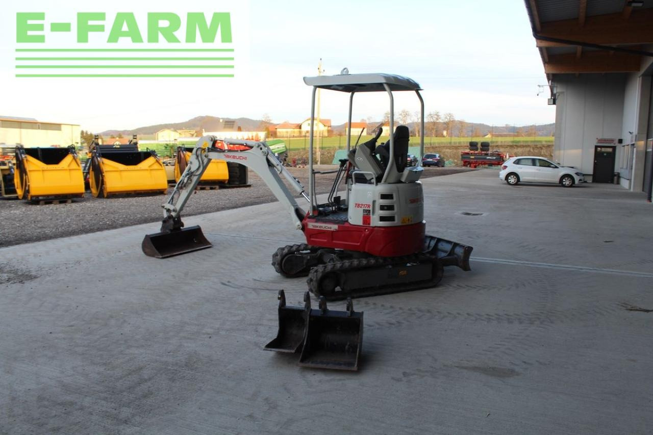 Takeuchi takeuchi tb 217 r minibagger - bagger - Minikotró: 4 kép. Takeuchi takeuchi tb 217 r minibagger - bagger - Minikotró: 4 kép.